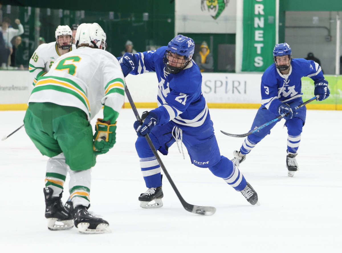 Minnetonka vs Edina Feb11-23 Jeff Lawler18